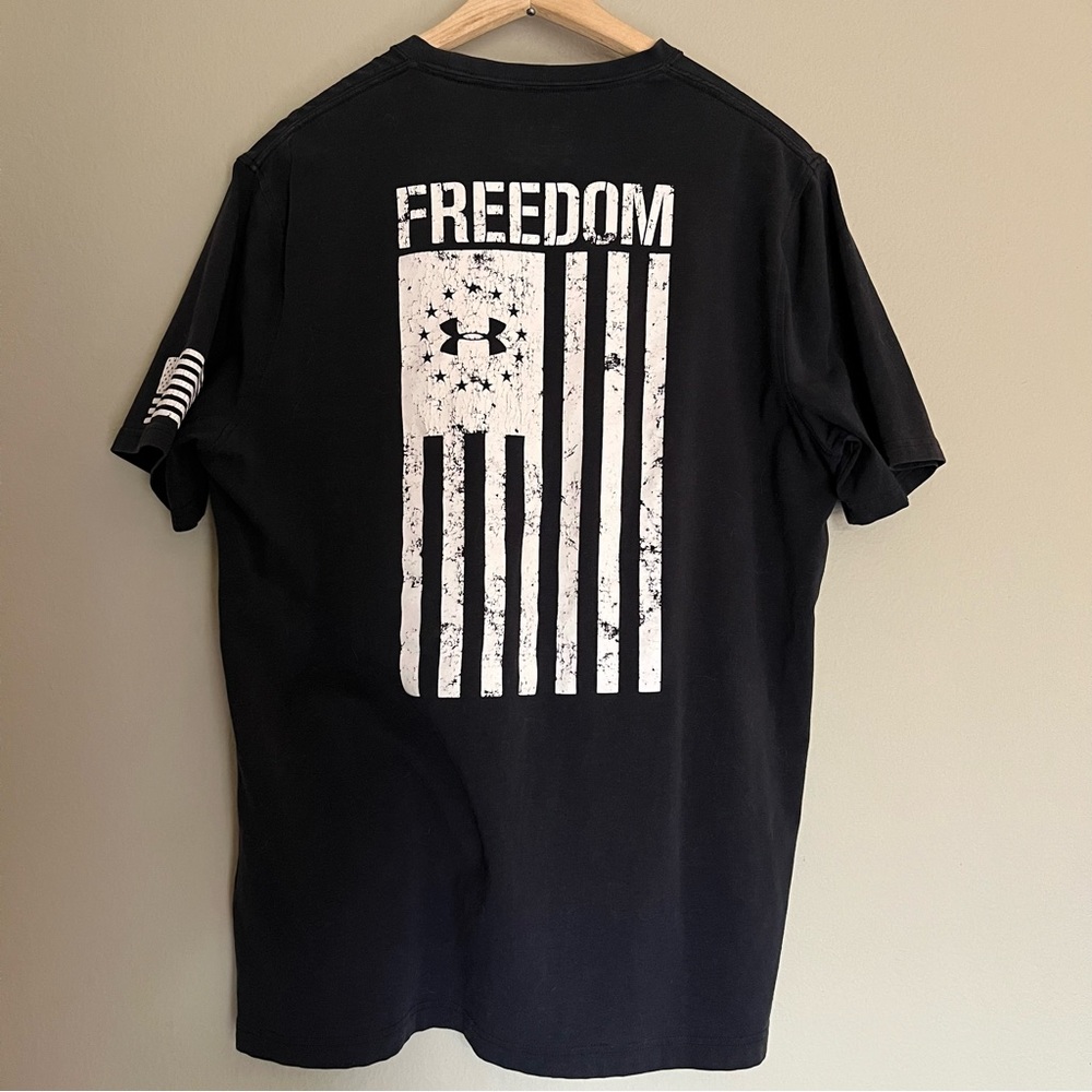 Under Armour Men’s Black heat gear Short Sleeve T-Shirt Medium